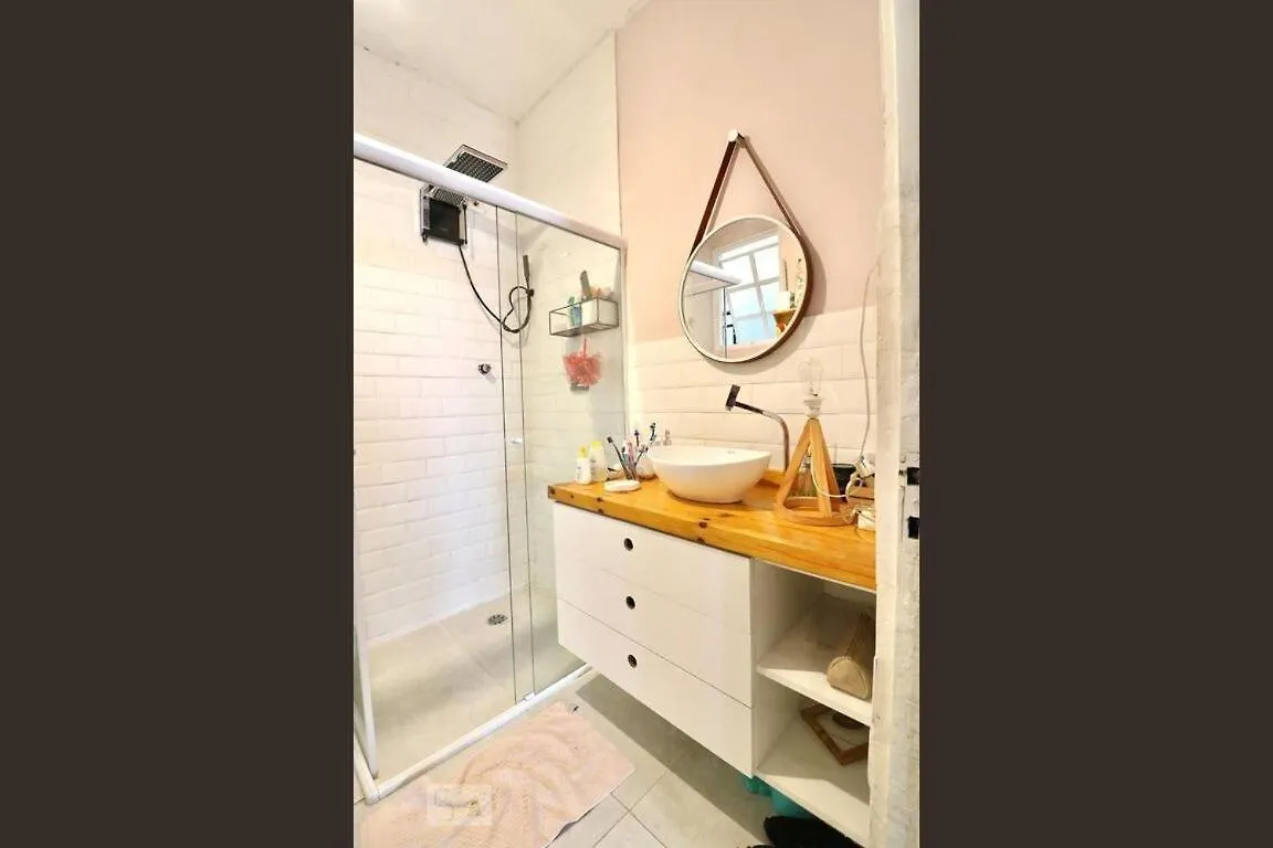 Apartamento Muito Bem Localizado Proximo A Av Paulista E Liberdade Sao Paulo 0*,  Brazil