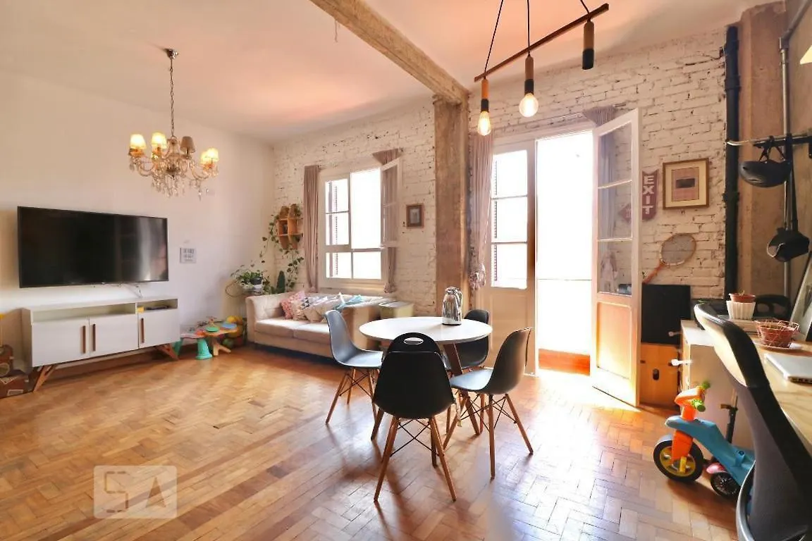 Apartamento Muito Bem Localizado Proximo A Av Paulista E Liberdade Sao Paulo Brazil