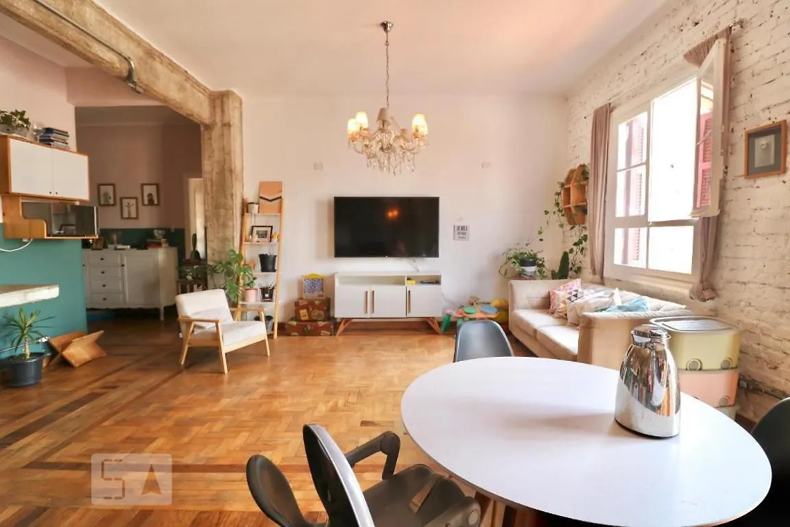 Apartamento Muito Bem Localizado Proximo A Av Paulista E Liberdade Sao Paulo Apartment